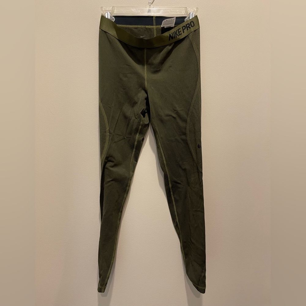 Nike green leggings - Picture 2 of 4